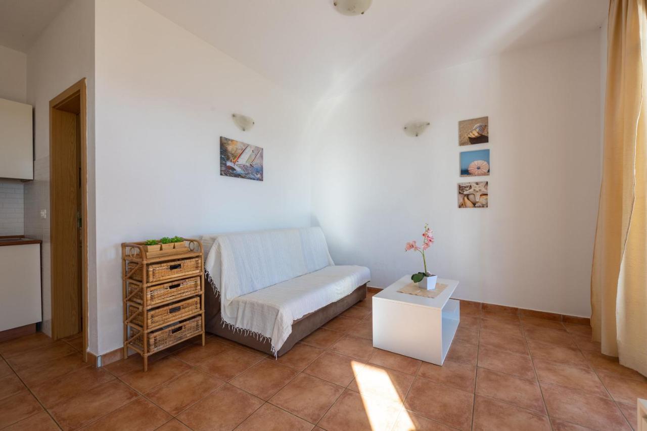 Apartments Jele Zavala Exterior photo